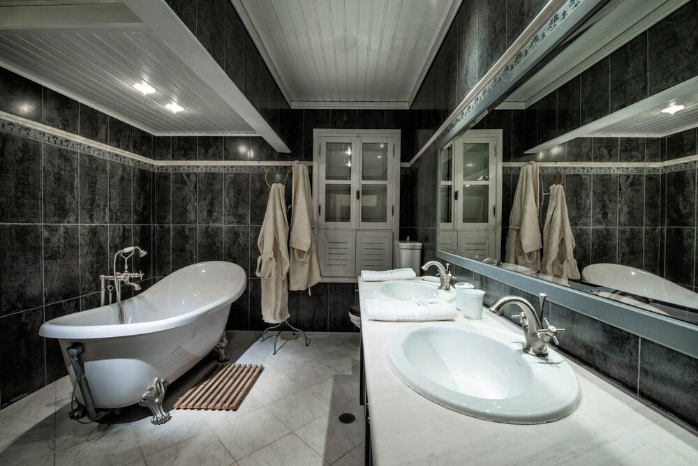 Lemuria Manor, Wine Dark Sea Villas Rhodes City Esterno foto